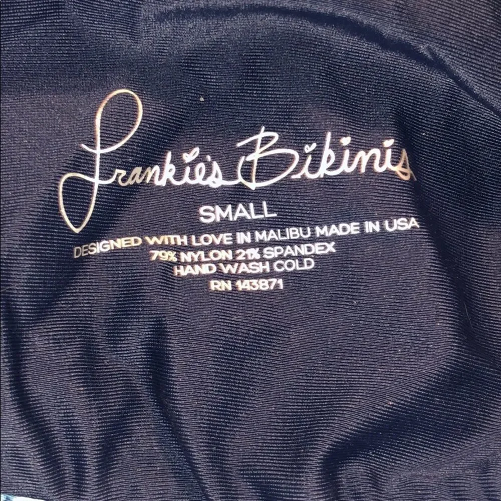 Frankie's Bikinis Oceanside Top NWOT‎ - Picture 4 of 6